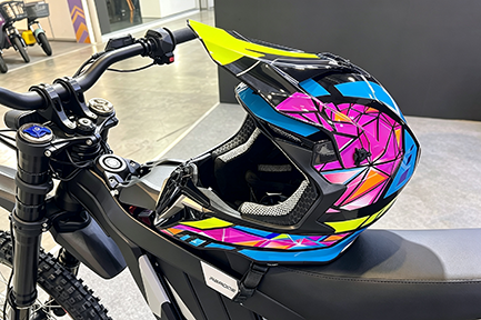 C&oacute;mo medir la cabeza para casco de moto